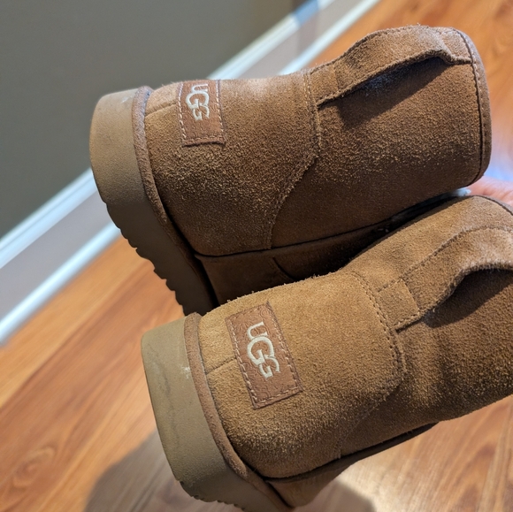 UGG Cory II Women's Suede & Sheepskin Winter Ankle Boots in Chestnut - Picture 9 of 12